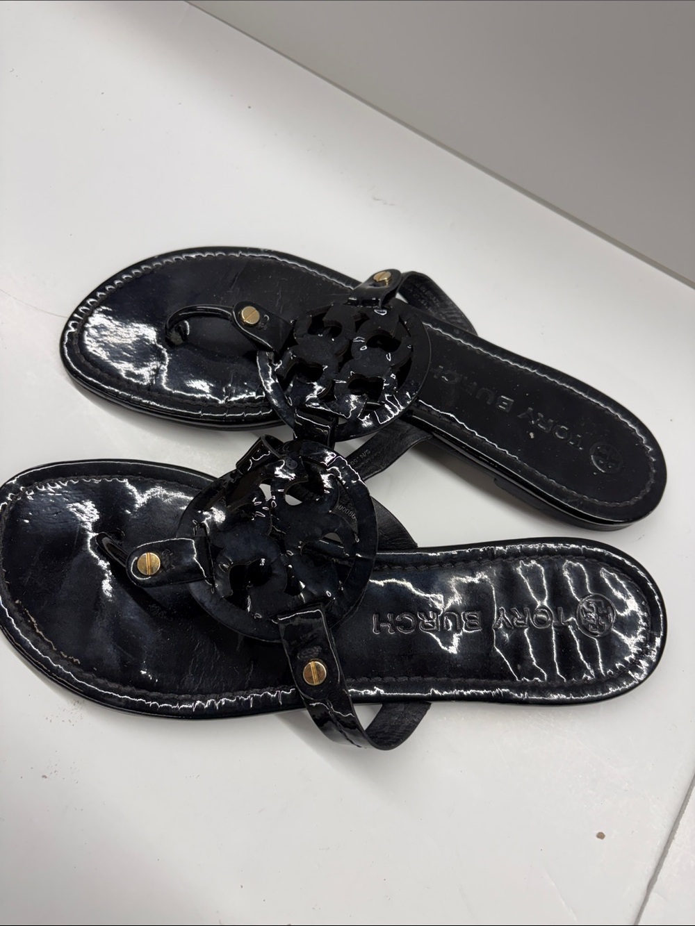 Used Tory Burch flip flops in black womens 10
